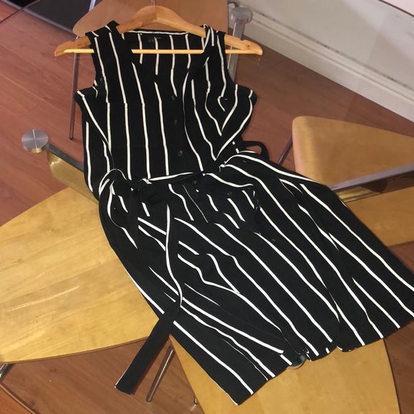 Top - Picture 1 of 3